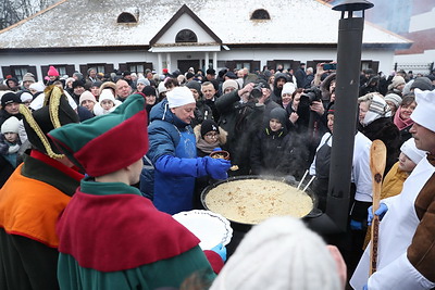 Зимний фестиваль \"Берестейские сани\" провели в Кобрине