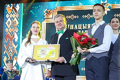 Фестиваль белорусской песни и поэзии в Молодечно завершился концертом в память о Мулявине