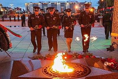 Более 100 милиционеров в Витебске почтили память героев Великой Отечественной войны