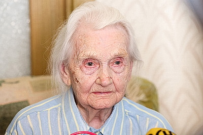 В Минске поздравили с 100-летием свидетеля ВОВ Тамару Юрлову