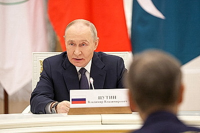 Путин встретился с главами правительств стран ШОС