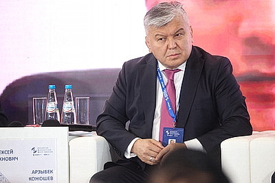 ЕЭФ: мероприятия деловой программы проходят на полях форума