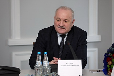 Крутой представил членам правления Нацбанка нового председателя