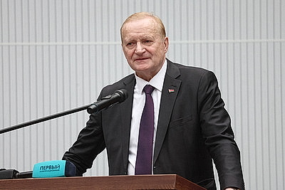 Нового председателя Президиума НАН представили коллективу Академии наук