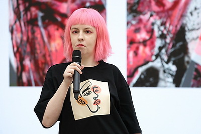 \"Другая глубина\". Новая выставка в рамках инклюзивного проекта БСЖ открылась в Минске