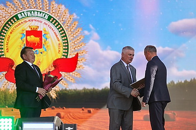 Подворья, выставки, концерты. Волковыск принимает областные \"Дажынкi\"