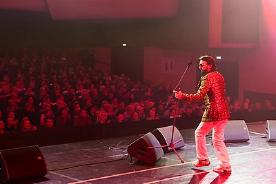 Первый день - для ценителей шансона. В Могилеве стартовал фестиваль \"Золотой шлягер\"