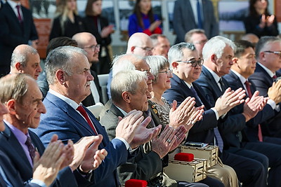 Монгольская фотовыставка \"Победа над Японией\" открылась в Музее истории ВОВ