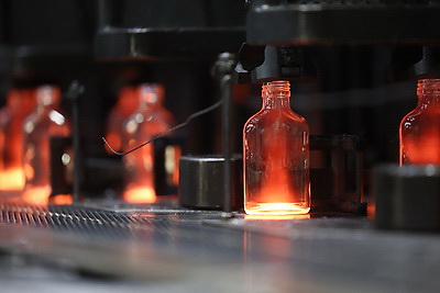 Трудоемкий и масштабный процесс. Какой путь проходит стеклобой до превращения в тару