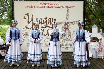 Вкусно и с размахом. Региональный этап \"Властелина села\" собрал 14 семей из Могилевской области