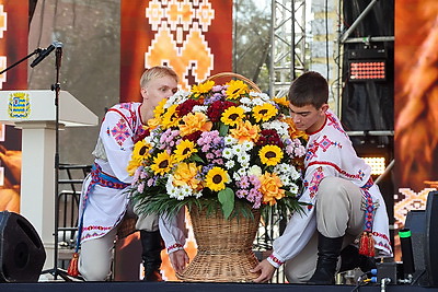\"Дажынкi-2025\". Как в Заславле проходит областной праздник тружеников села