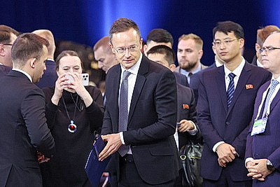 Делегации более 40 государств и 7 международных организаций. В Минске проходит международная конференция по евразийской безопасности