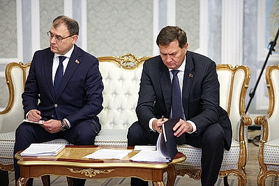 Встреча Лукашенко и Султана Омана проходит во Дворце Независимости