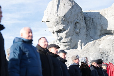 В Брестской крепости в преддверии 23 февраля возложили цветы и почтили память защитников Отечества