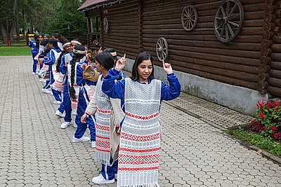 Индийские школьники отдыхают в \"Зубренке\"