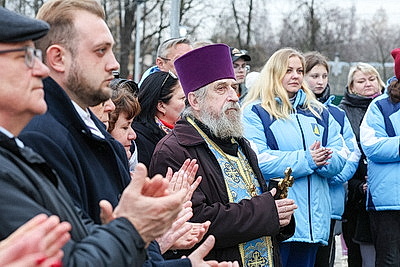 \"Такой долгожданный подарок для нас\". В Славгороде открыли новый бассейн