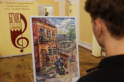 Прекрасный вокал и чарующие звуки оркестра: в Бресте проходит фестиваль \"Таленты Беларусі - будучыня краіны\"