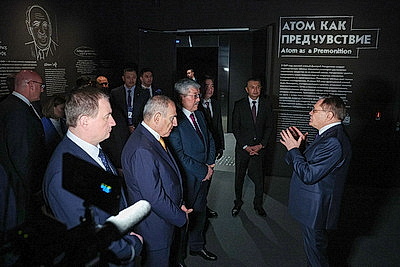 Биотехнологии, промышленность, экология. Премьер-министры стран ЕАЭС ознакомились с инновационными разработками в Москве