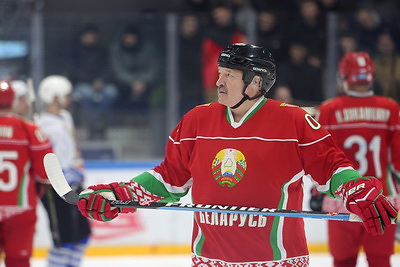 Хоккейная команда Президента выиграла пятый матч в сезоне РХЛ