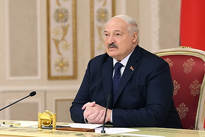 Лукашенко встретился с губернатором Астраханской области России