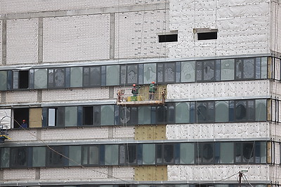 Высокие темпы без ущерба качеству. Как идет возведение новой больницы в Гродно