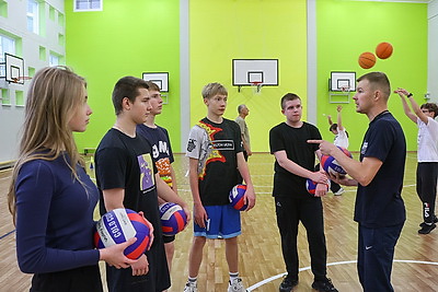 В школах Беларуси подходит к завершению первая учебная четверть