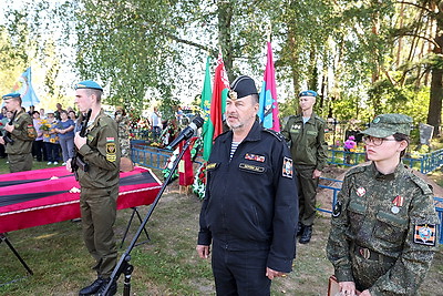 Останки 21 воина Красной армии перезахоронили в Витебском районе