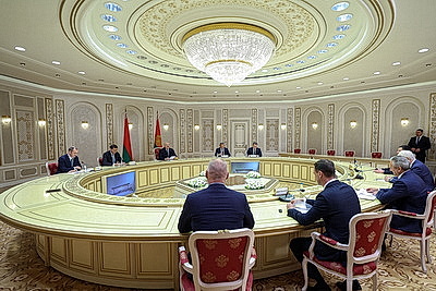 Лукашенко предлагает Тюменской области развивать сотрудничество в нефтяной сфере