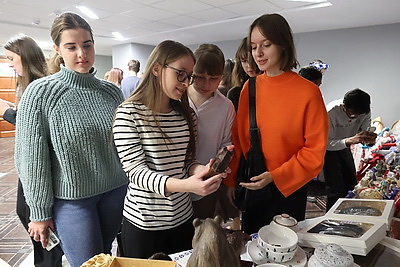 От народных ремесел к культурному коду. \"Белхудожпромыслы\" и БГУИЯ подписали соглашение о сотрудничестве