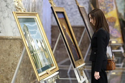 Сотрудники БЖД посетили с экскурсией Дворец Независимости
