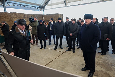 Лукашенко совершил рабочую поездку в Смолевичский район