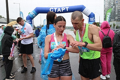 Около 1800 участников из шести стран вышли на старт полумарафона One Run в Минске