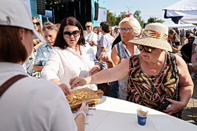 Фестиваль сыра и флайборд-шоу. Гродно отметил День города
