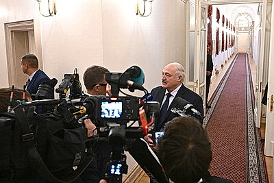 Лукашенко встретился с Путиным