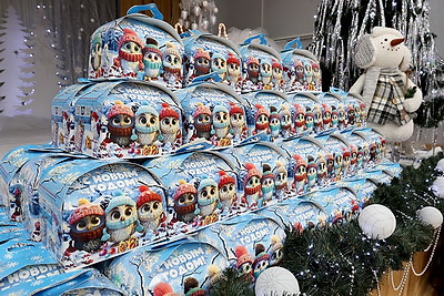 Тепло и душевно. Воспитанников Сенненского детского дома поздравили с наступающим Новым годом