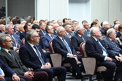 Нового председателя Президиума НАН представили коллективу Академии наук
