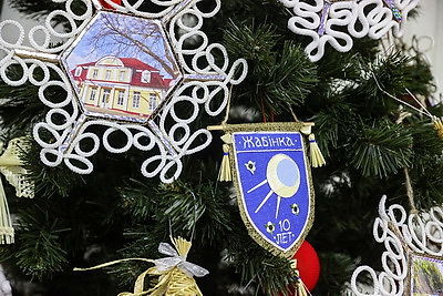 Приглашения на областной новогодний праздник в Бресте получили 900 детей