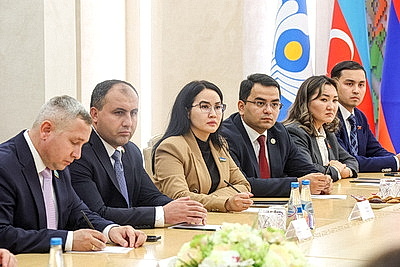 Кочанова встретилась с молодежными парламентскими делегациями стран СНГ
