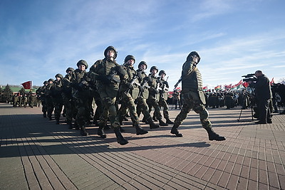 В Брестской крепости в преддверии 23 февраля возложили цветы и почтили память защитников Отечества