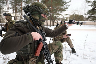 В Военной академии прошли одни из первых занятий по управлению БЛА