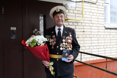 \"Беларусь всегда была ухоженной\". Жодинский ветеран об акции по благоустройству своего двора
