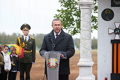 \"Молчаливое эхо войны\". В рамках патриотической акции на мемориале в Крупском районе открыли часовню