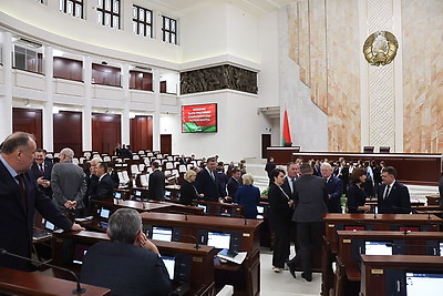 Законопроект о республиканском бюджете на 2026 год принят в первом чтении