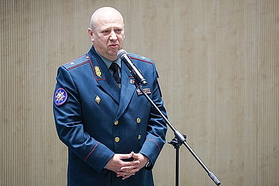 Республиканский благотворительный молодежный бал собрал более 200 минских студентов