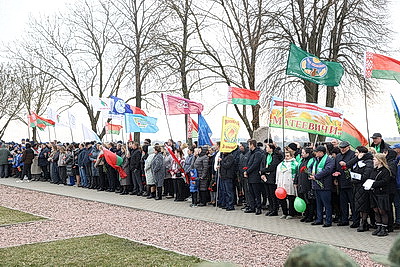 Митинг памяти жертв Хатыни состоялся в мемориальном комплексе \"Дремлево\"