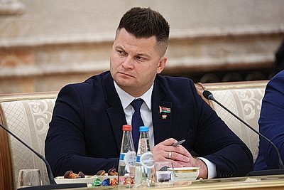 О смыслах Дня народного единства. Лукашенко проводит большую встречу с идеологическим активом и экспертами