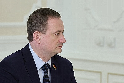 Лукашенко представили два варианта программы пятилетки