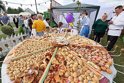 Подворья, выставки, концерты. Волковыск принимает областные \"Дажынкi\"