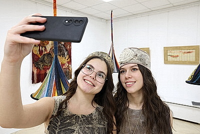 Старт для молодых талантов. Республиканская биеннале художественного текстиля открылась в Витебске