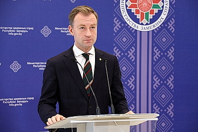 МИД: Беларусь приветствует решение Польши о возобновлении работы закрытых ранее двух пунктов пропуска